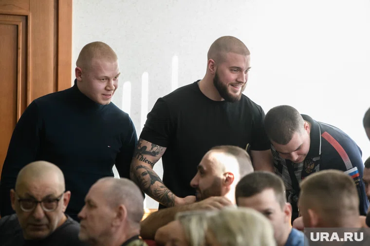 Оглашение приговора банде, устроившей кровавую бойню в бильярдной. Екатеринбург