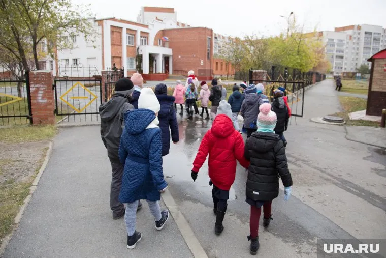 Выплату смогут получить семьи с детьми, находящиеся в трудном финансовом положении