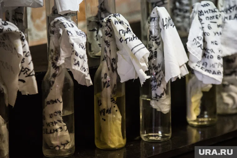 В военкомат Свердловской области кинули коктейлем Молотова