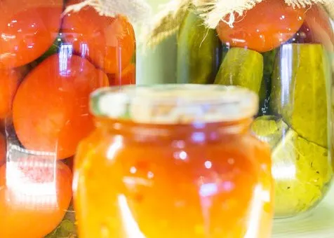 В Новой Москве семья заразилась ботулизмом из-за консервов