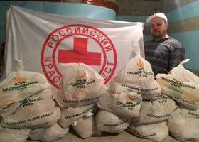 Волонтер из Екатеринбурга привез «гуманитарку» пострадавшим от наводнения жителям Ишима