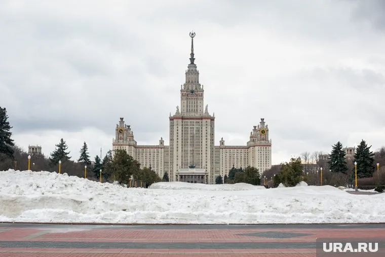 Российских студентов могут отправить на дистанционное обучение