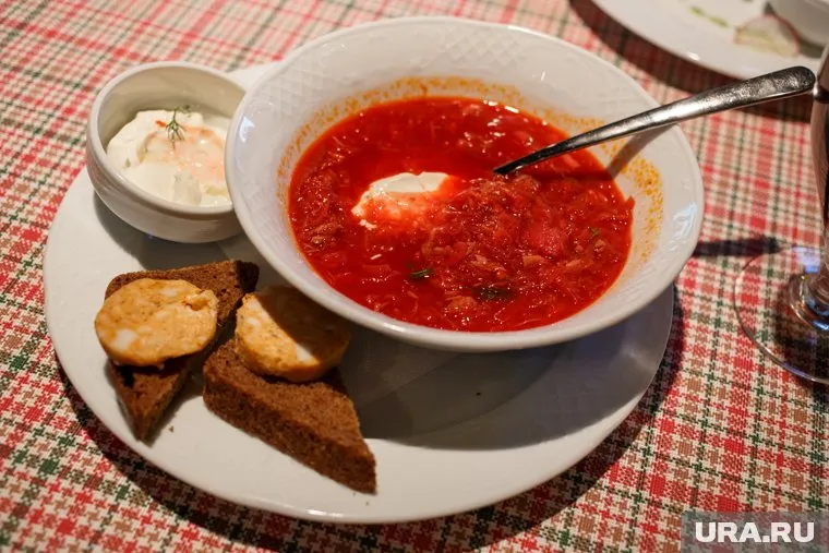 Министр уверен, что проблема в желании много и вкусно поесть