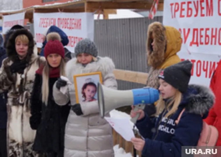 Родственники жертв крупного ДТП выходят на митинги и рассылают новые обращения в силовые ведомства