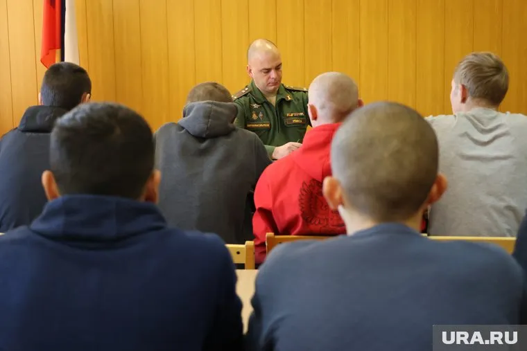 В военкомате раскрыли цифры по призыву 2022 года