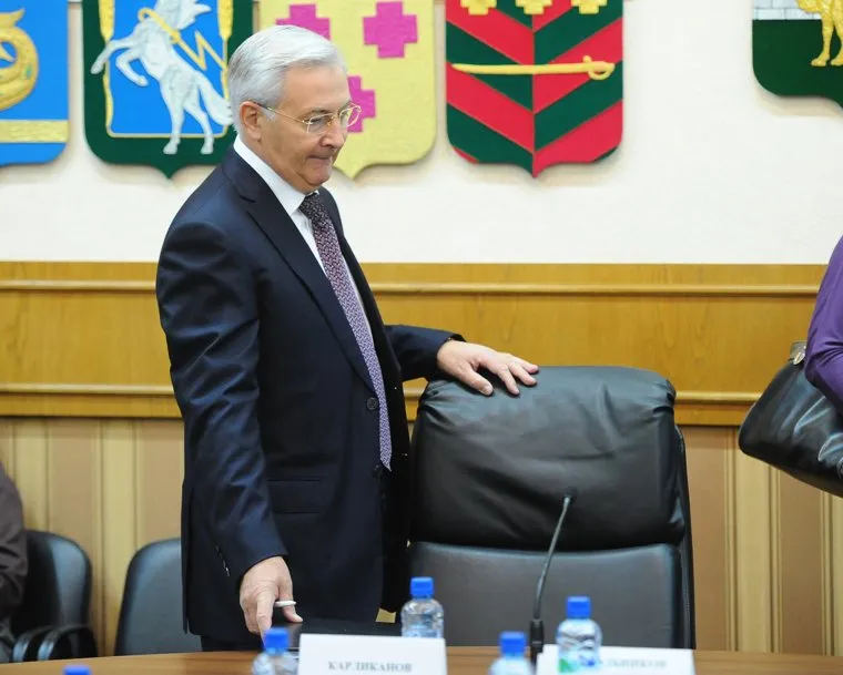 Комитет по строительной политике   ЗСО. Челябинск., карликанов юрий