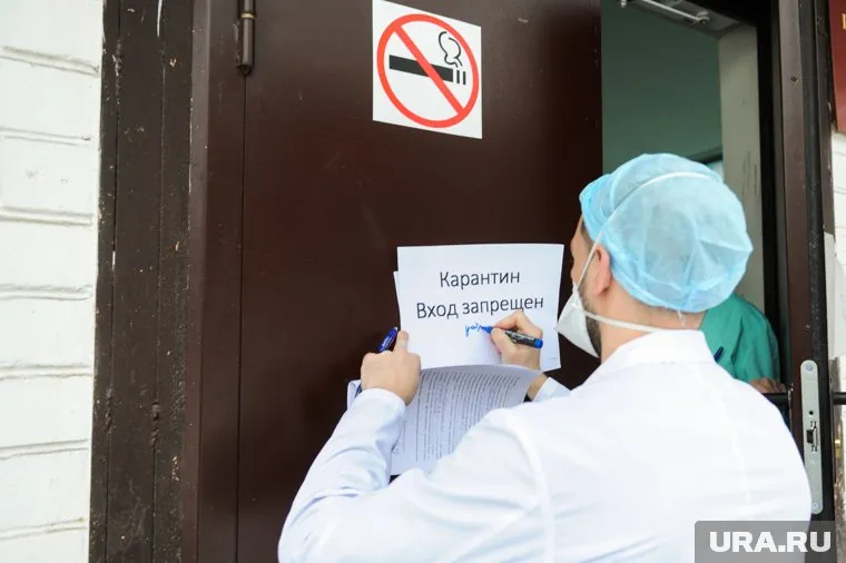 В больнице заболели порядка 40 человек