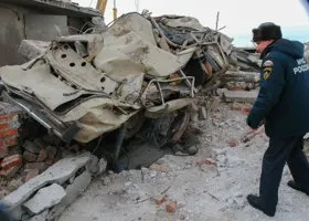 Силовики назвали две основные версии взрыва многоэтажки в Ростовской области