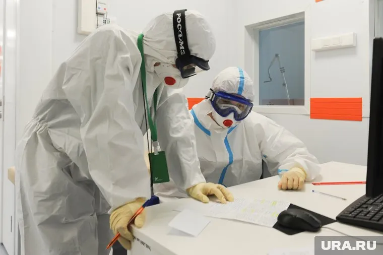 В ХМАО за минувшие сутки от коронавируса погибли 12 человек, заразились 252