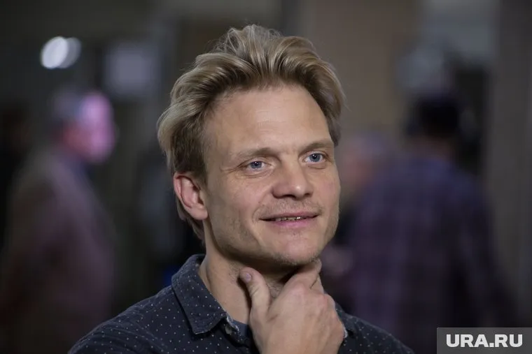 Актер из сериала «Король и Шут» Евгенй Ткачук подозревается в перевозке наркотиков, пишет Shot