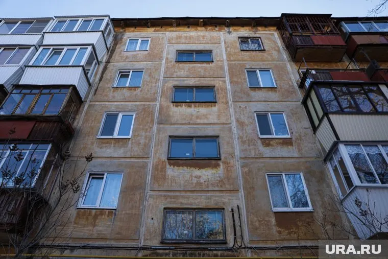 Пермяк госпитализирован после падения с пятого этажа