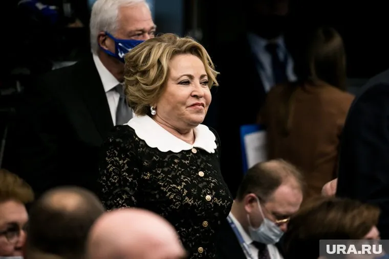 Идея о создании «министерства счастья» является положительной, заявила Валентина Матвиенко