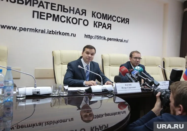 Новый состав краевой избирательной комиссии впервые собрался в новом составе