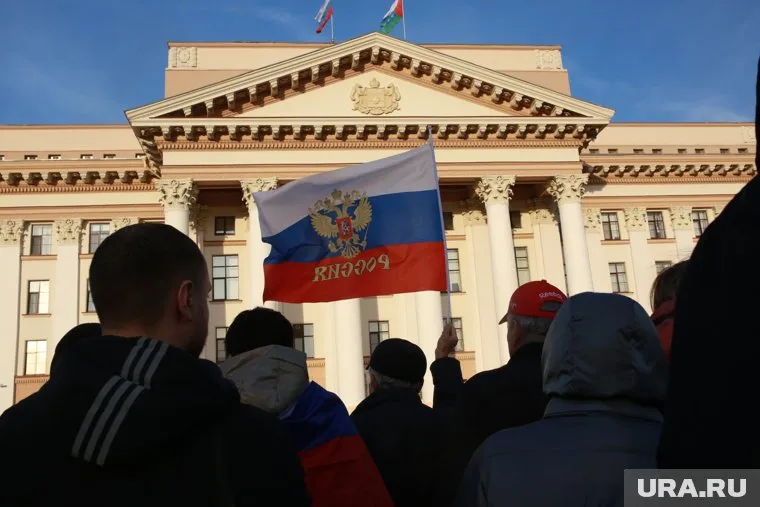 Проводы мобилизованных проходят на Центральной площади Тюмени