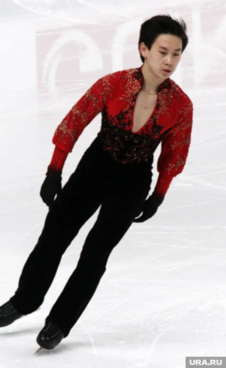 За два часа до гибели Денис Тен обедал в ресторане