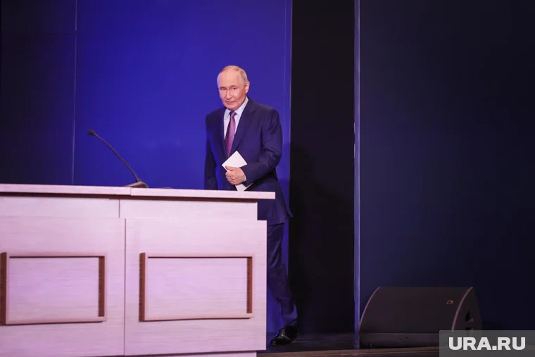 Путин осмотрит спецвыставку в Сбере