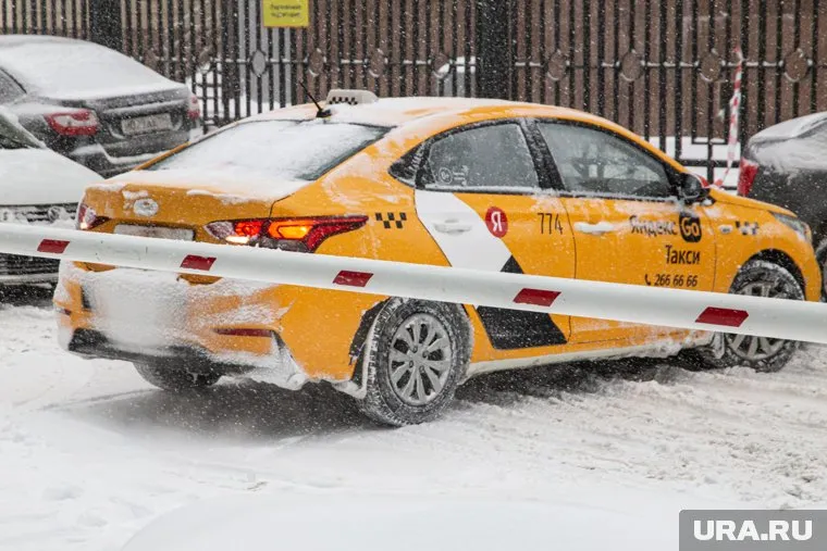 Салехард возглавил рейтинг самого дорогого такси в России