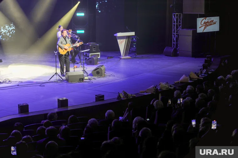 Лауреатами премии «Светлое прошлое», которую проводит Олег Митяев, стали 11 челябинцев