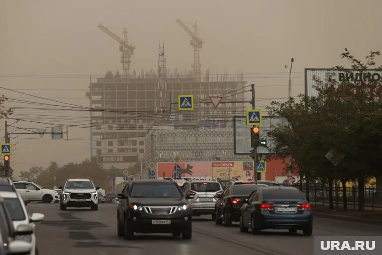 Порывы ветра в некоторых местах достигают 20 м/с