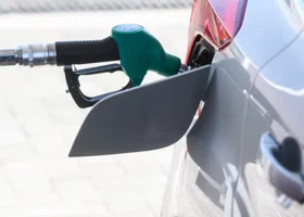 В Тюмени ввели ограничения на продажу бензина 