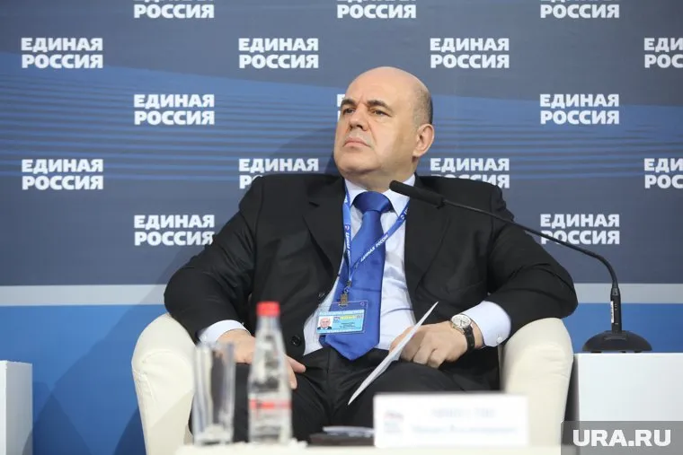 Михаил Мишустин утвердил обязанности своих заместителей