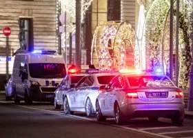 В Москве неизвестный устроил стрельбу из-за маски