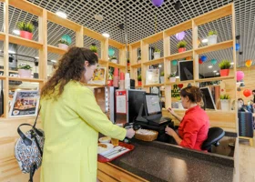 Челябинцы бросились искать работу в общепите