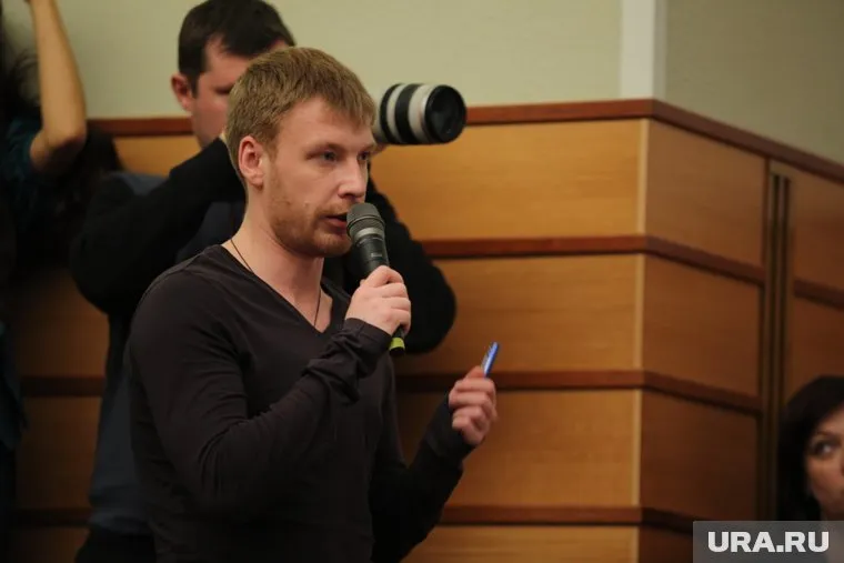 Бычков вышел с одиночным пикетом