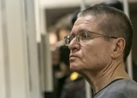 Экс-министр Улюкаев написал стихи о тюремной жизни