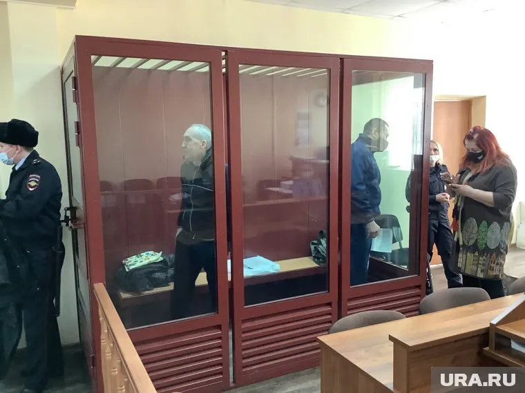 Из четырёх фигурантов дела Михаил Высоцкий (слева) и Марат Мадвалиев находятся под стражей