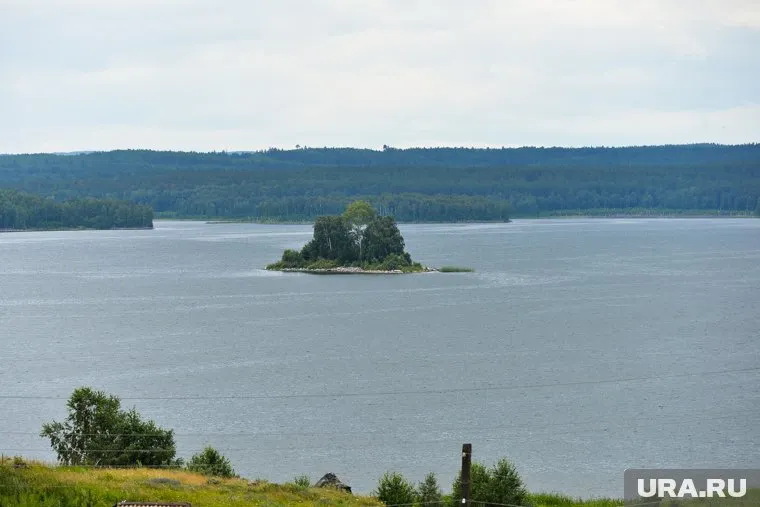 Вода в озере Чебаркуль заметно добавилась после ливней (архивное фото)