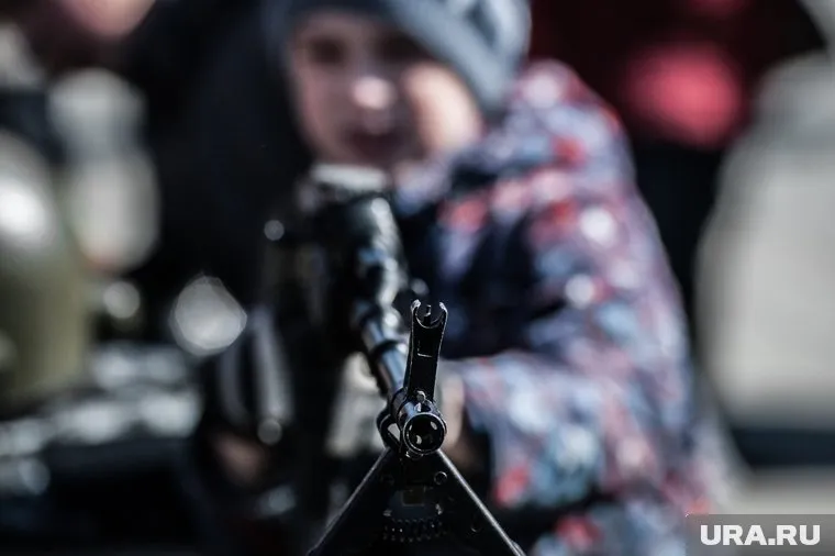 Также добровольцы в поисках специалистов по НВП