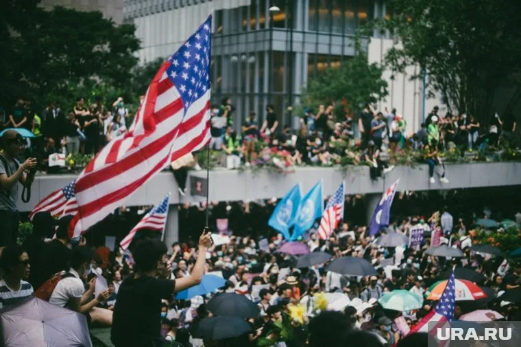 11 человек погибли, сотни — пострадали