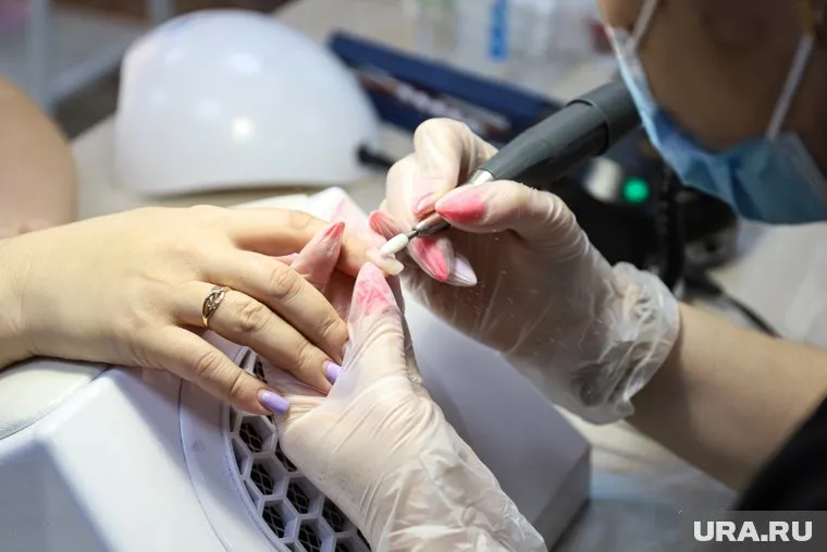 Курганские мастера красоты переживают из-за нового закона о рекламе