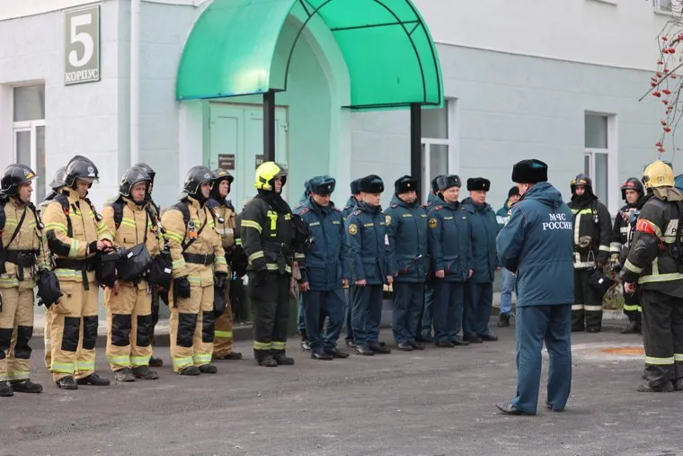 Учения МЧС в здании областной больницы. Курган