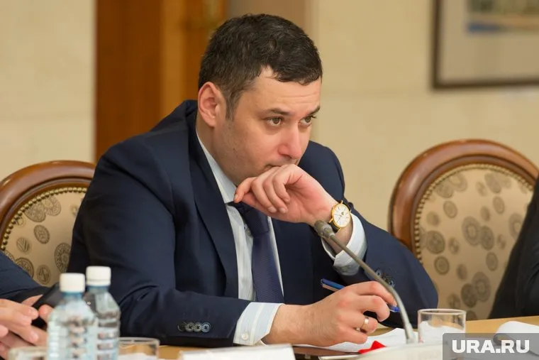 Александр Хинштейн насчитал за год больше тысячи нарушений в охране школ