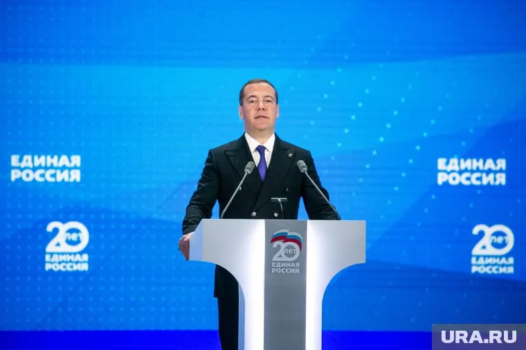 Действия Польши могут привести к третьей мировой войне, заявил Дмитрий Медведев