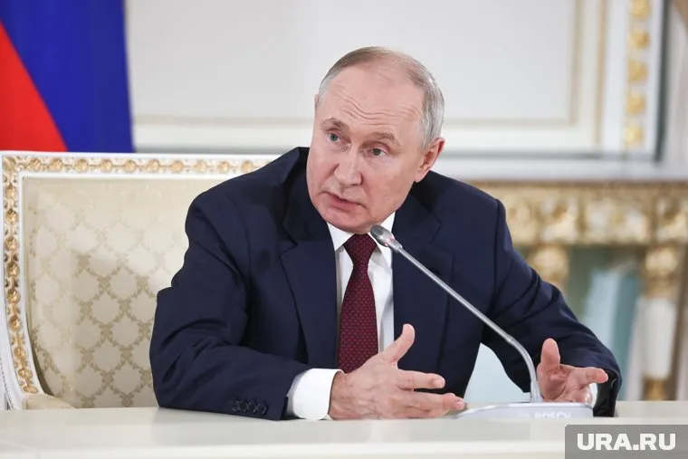 Владимир Путин заявил, что гуманитарная катастрофа в секторе Газа вызывает большую озабоченность