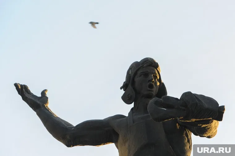 Челябинск 6 октября отмечает День героев Танкограда