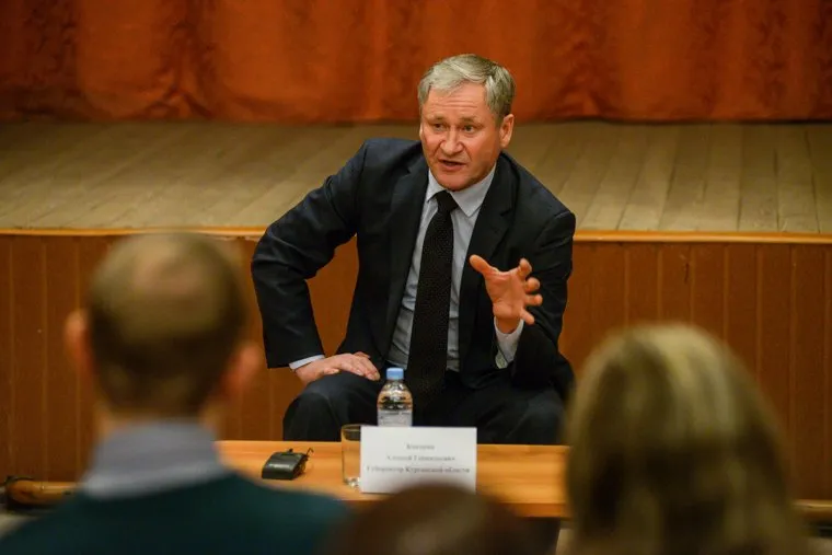 Встреча губернатора Курганской области Алексея Кокорина с учителями Звериноголовской школы, встреча, диалог, кокорин алексей