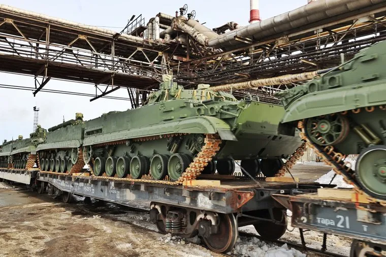 Отгрузка БМП-3 в рамках выполнения АО «Курганмашзавод» государственного оборонного заказа.Курган
