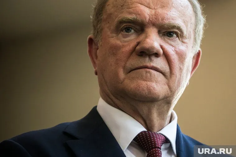 По словам Зюганова, президентская кампания будет объявлена в период 17—19 декабря