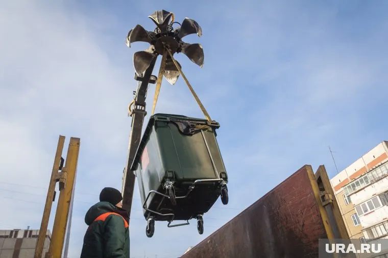 За год обслуживающая компания заменила 33 контейнера