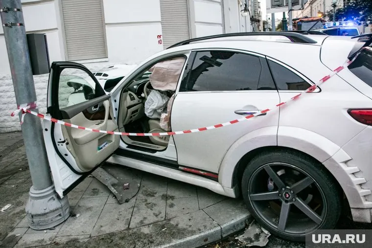 В результате аварии один человек погиб