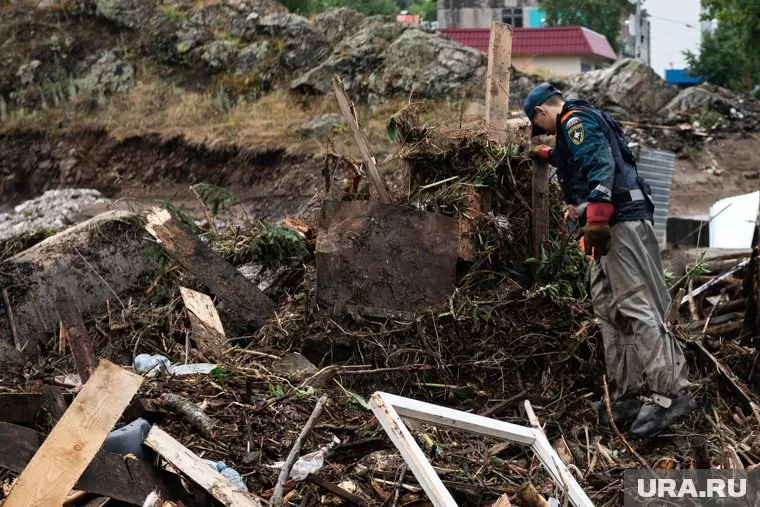 В завалах в Турции нашли погибшую россиянку с ребенком