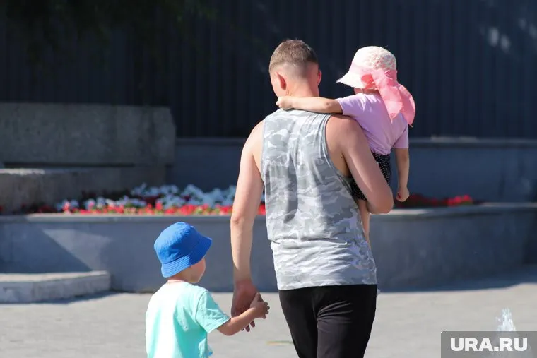 Выплаты полагаются семьям с детьми до 16 лет