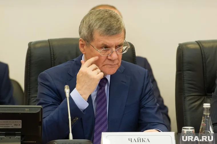 Чайка уволил и тут же назначил четырех челябинских прокуроров
