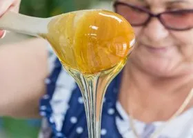 Пчеловод предупредил об опасной особенности меда