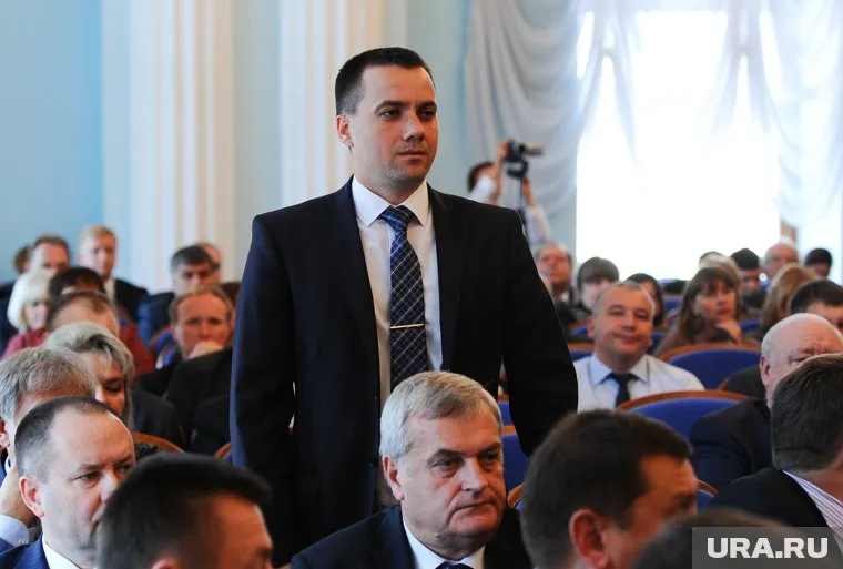 Суд счел, что глава Каслинского района может оказать давление на свидетелей