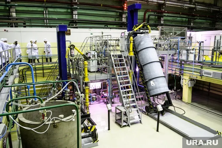 Четыре страны выступили против обстрелов атомной электростанции